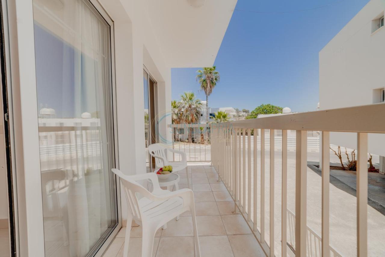 Christos Napa Apartments Айя-Напа Экстерьер фото